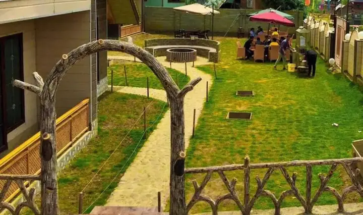 Даксум: Adb Rooms Hotel Paradise Retreat