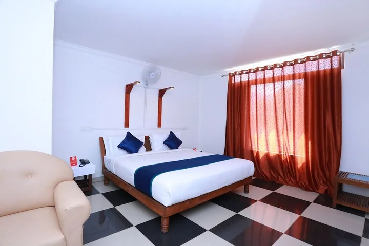 Кумили: Hotel River Moon