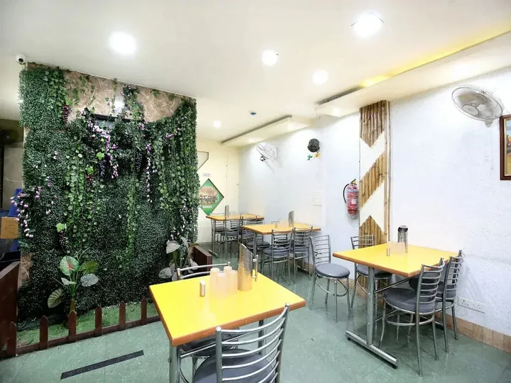 Мохали: OYO 15030 Hotel ESS PEE Grand