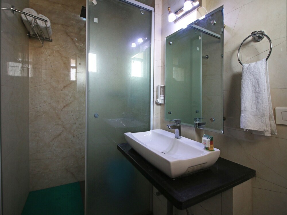 Джамму: OYO 5626 Gupta Resorts