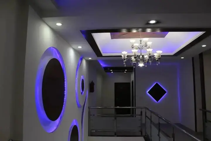 Зиракпур: Hotel At Inn