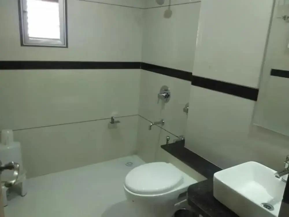 Вапи: Hotel Apex Inn