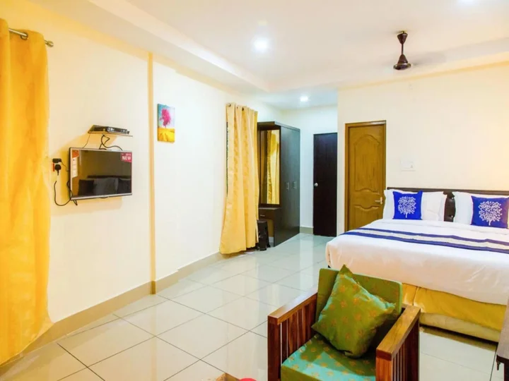 Коччи: OYO 10320 Sophiya Suites