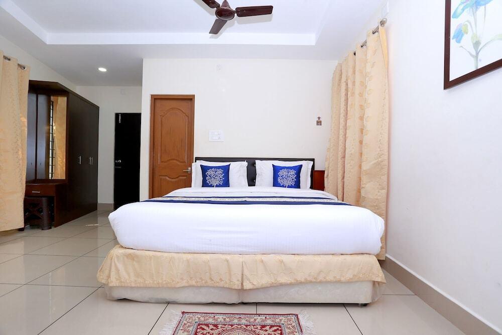 Коччи: OYO 10320 Sophiya Suites