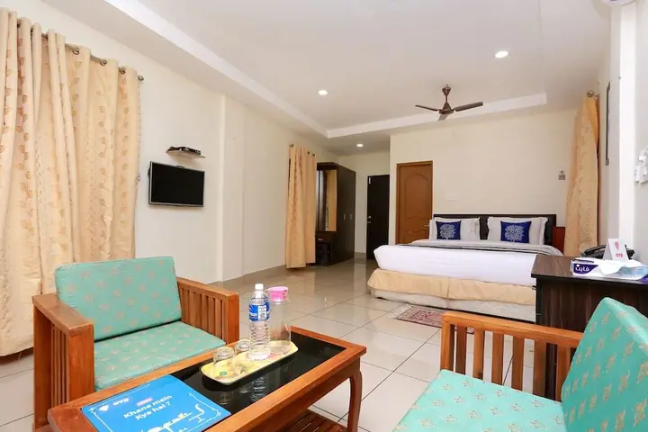 Коччи: OYO 10320 Sophiya Suites