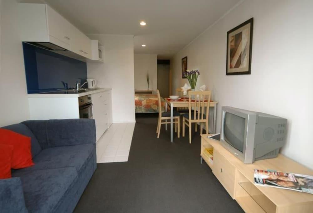 Коччи: OYO 10320 Sophiya Suites