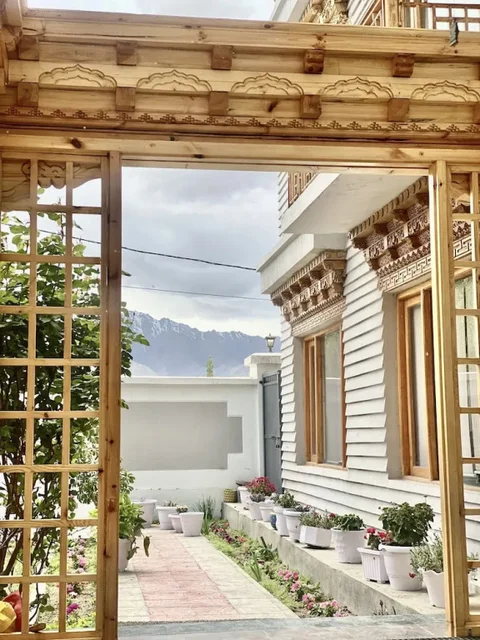 Лех: Hotel Yarab Tso