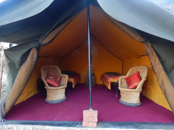 Техри: Dhanaulti Camp Homes And Nature Resort