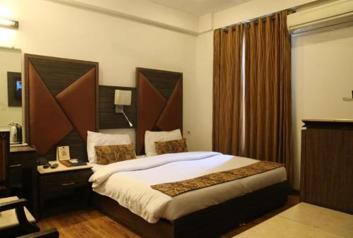 Джайпур: Hotel Jenus