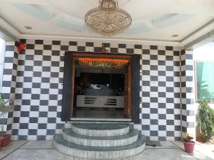 Чакан: Hotel JK Palace