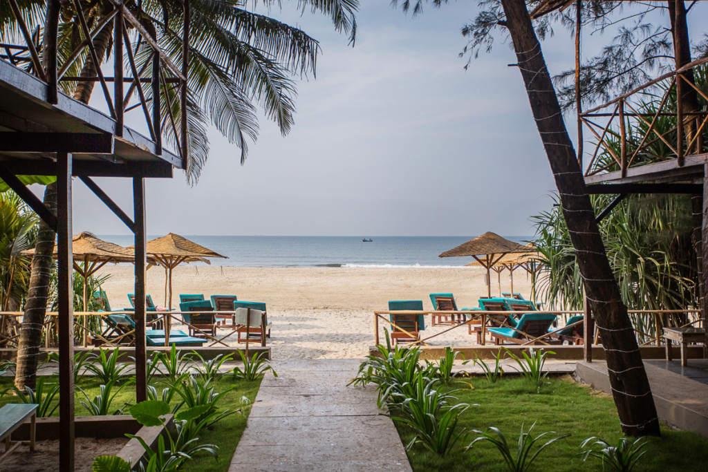 Морджим: Отель Devarya Wellness Beach Resort