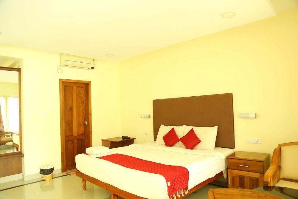 Тируванантапурам: Travancore Island Resort