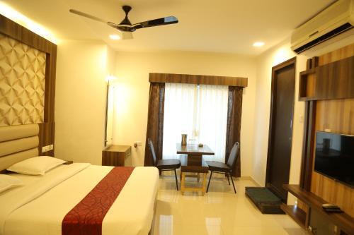 Хоспет: hotel shivananda