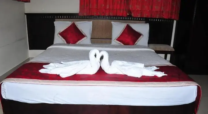 Алюр: KSTDC Hotel Mayura Shantala Halebeedu