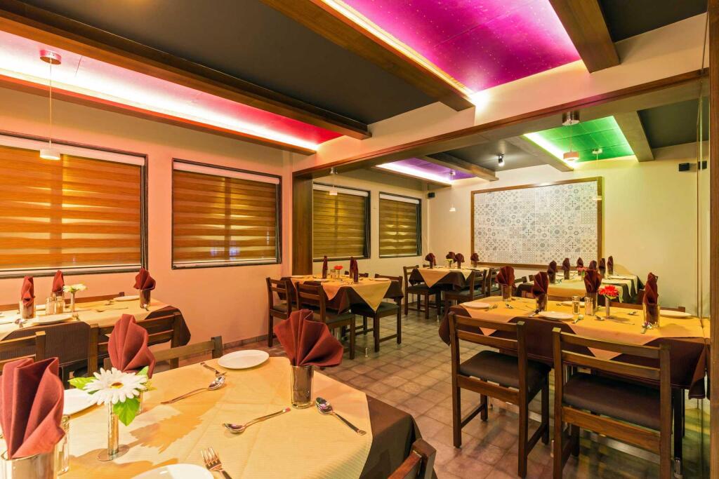 Колхапур: Hotel Darshan Vishwas