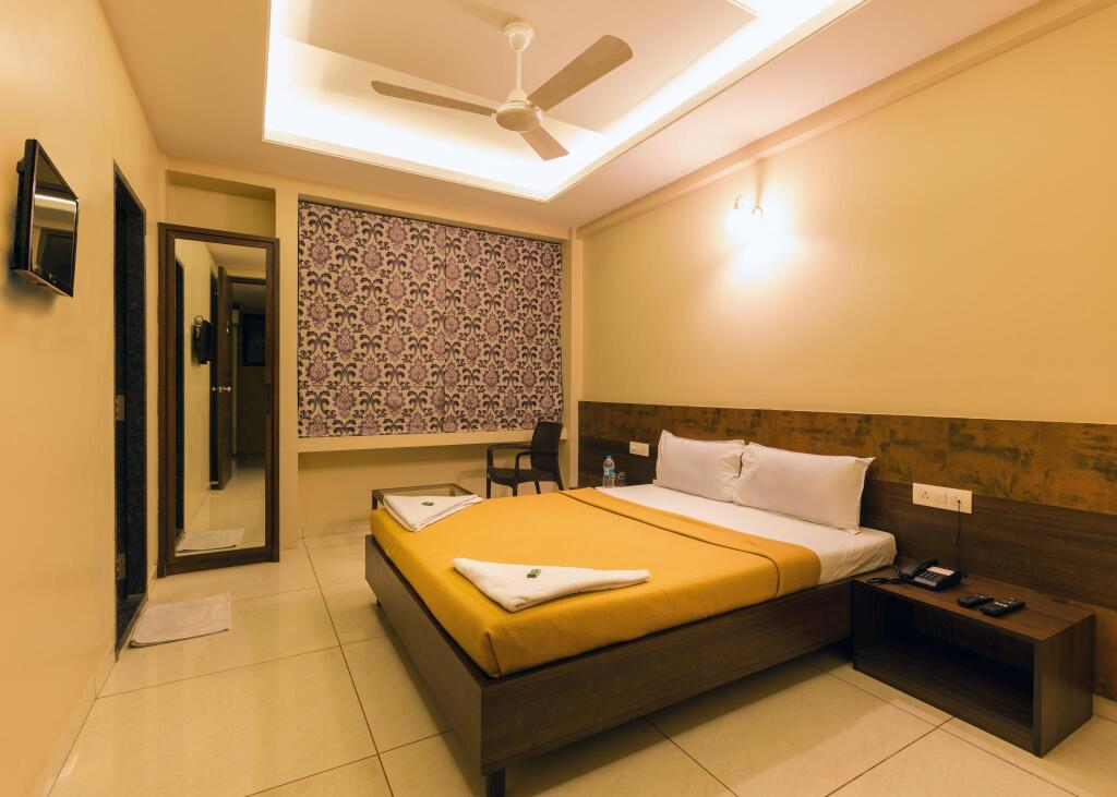 Колхапур: Hotel Darshan Vishwas