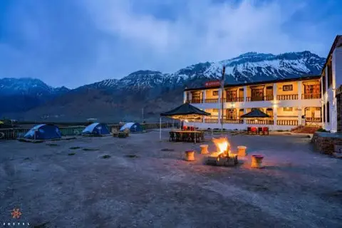 Каза: Zostel Spiti