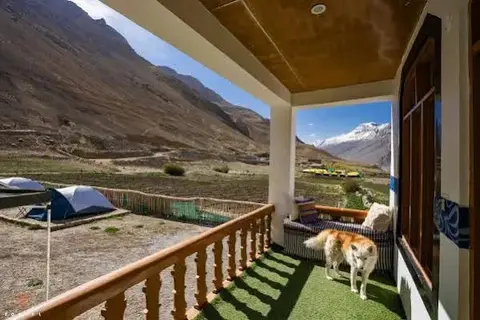 Каза: Zostel Spiti