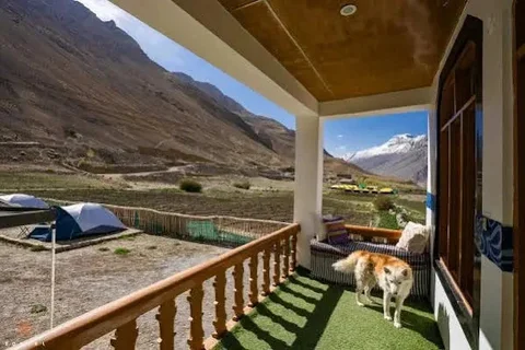 Каза: Zostel Spiti