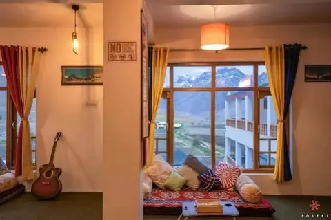 Каза: Zostel Spiti