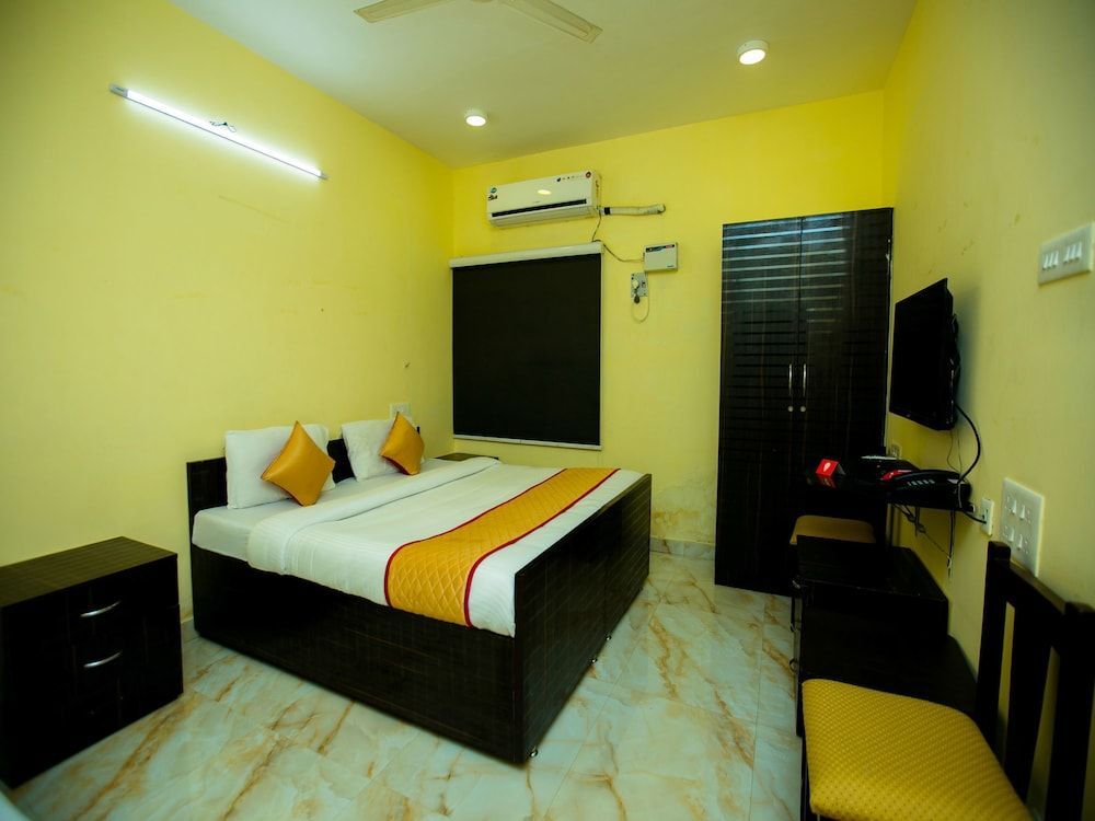 Ченнаи: The ECR Grand Residency by OYO Rooms