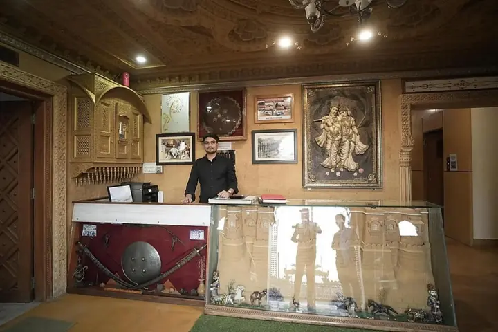 Бармер: Hotel Yaduraj