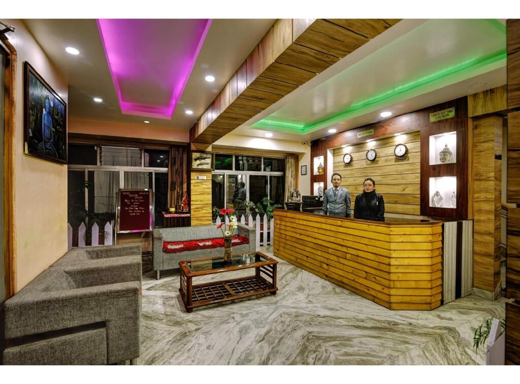 Дарджилинг: Hotel Golden Dolma
