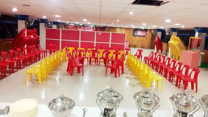 Нараяангаон: Hotel Tukson