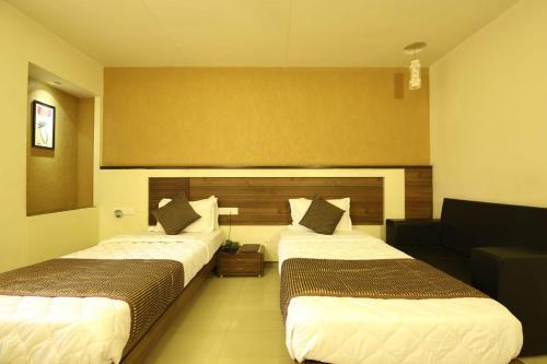 Анклешвар: Hotel Apex