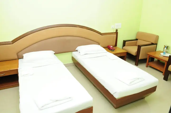 Кушалнагар: Hotel Pranav International