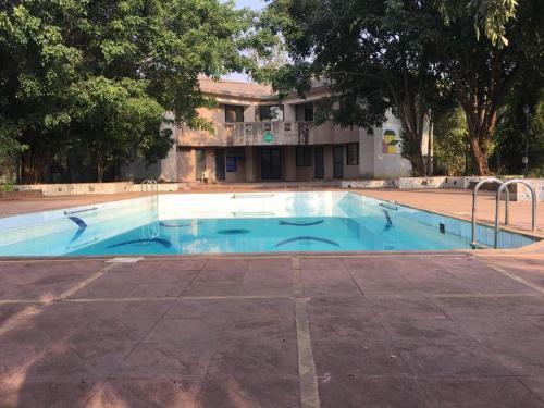 2 BHK Bungalow With Pool — фото 4