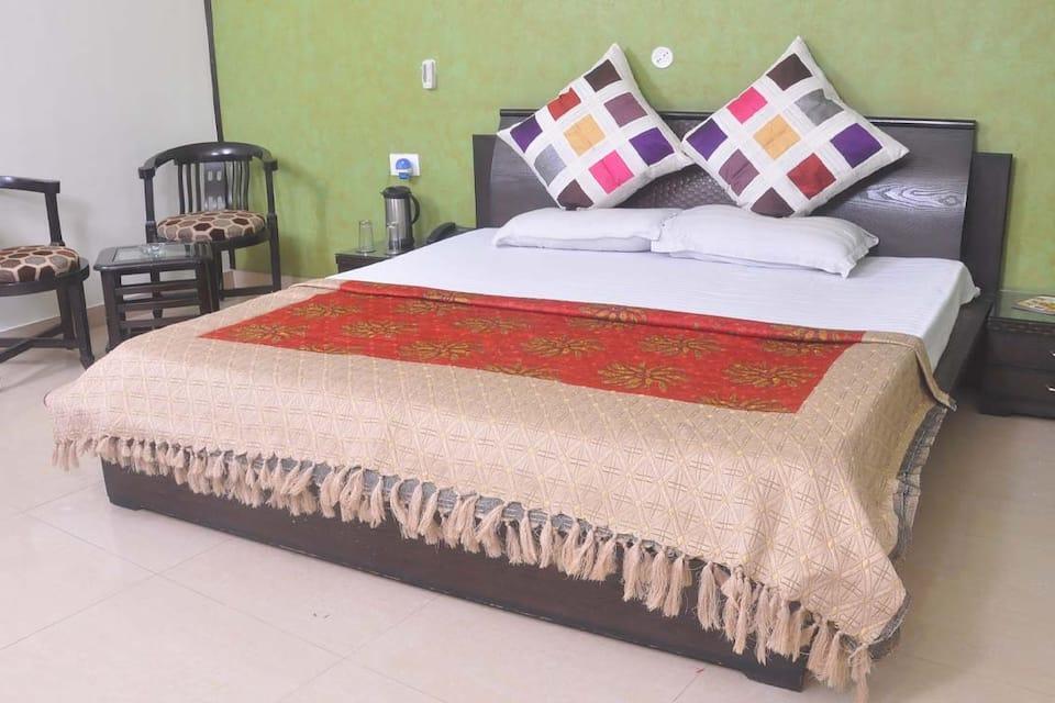 Наинитал: Hotel Corbett Plaza