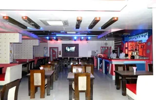 Банкура: Hotel Saptarshi