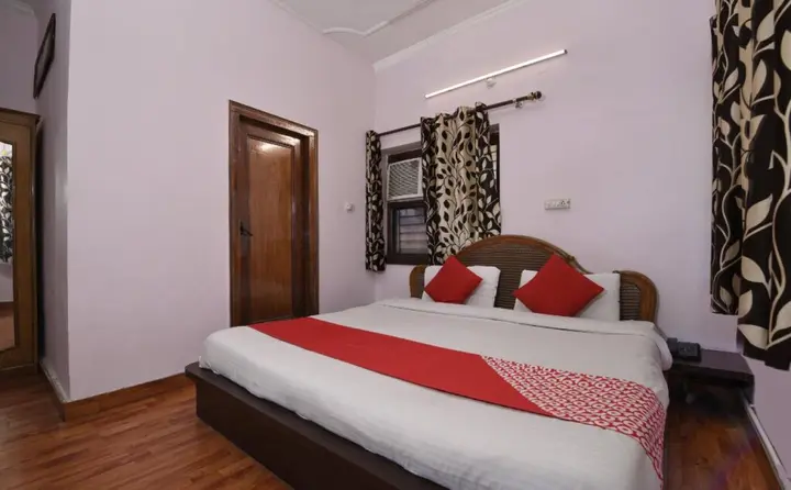 Дехрадун: Hotel City Palace by OYO Rooms