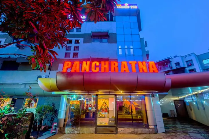Панвель: Hotel Panchratna