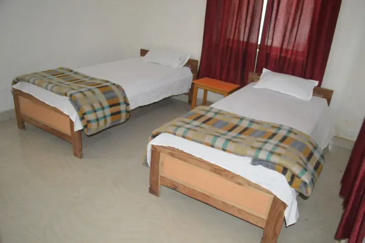 Бодх-Гая: Middle Way Home Stay