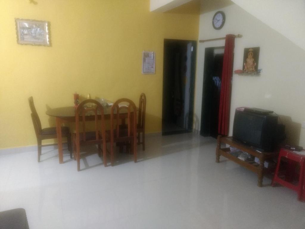 Киим: Krushna Kunj Holiday Home