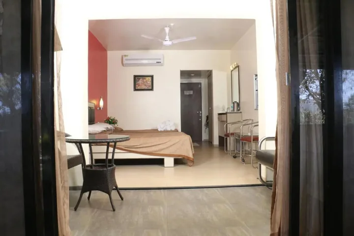 Сапутара: Hotel Anando Saputara