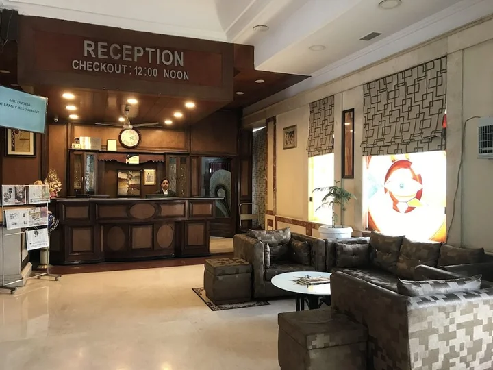 Фаридабад: Hotel Delite