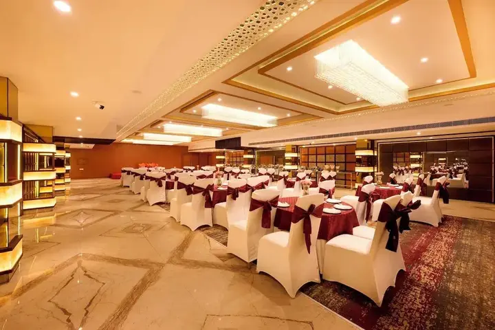 Фаридабад: Hotel Delite