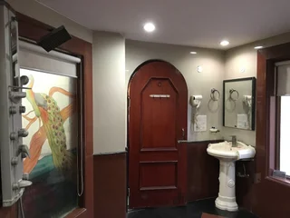 Фаридабад: Hotel Delite