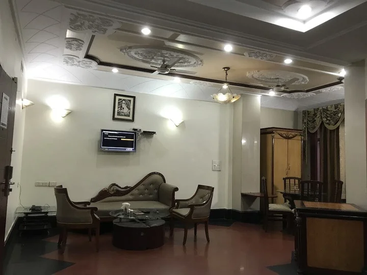 Фаридабад: Hotel Delite