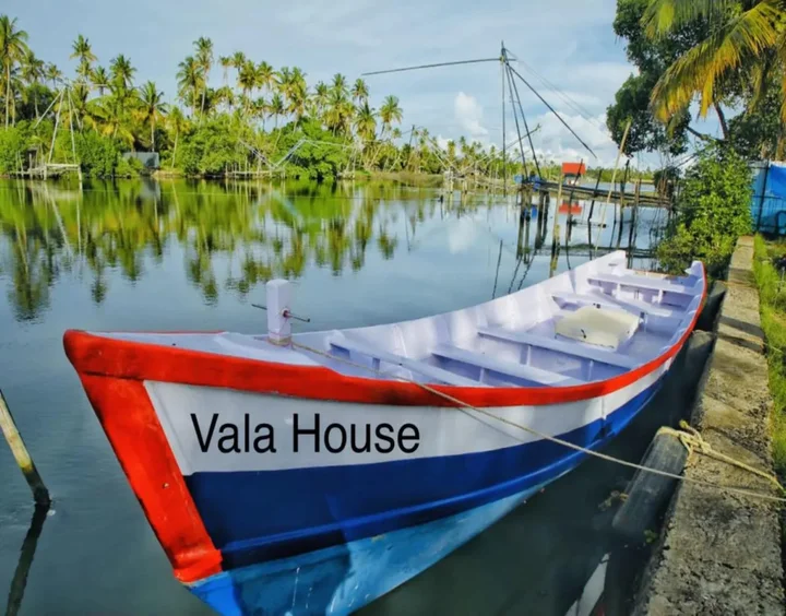 Коччи: Vala House