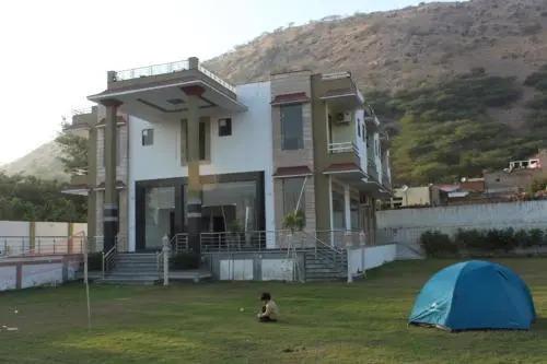 Алвар: Virasat (A Perfect Holiday Home)