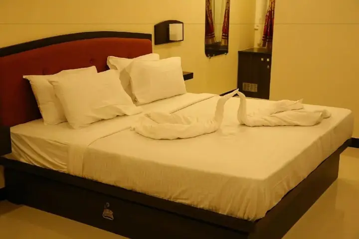 Эроде: Shree Residency