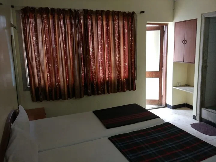 Пуна: Hotel Sabar