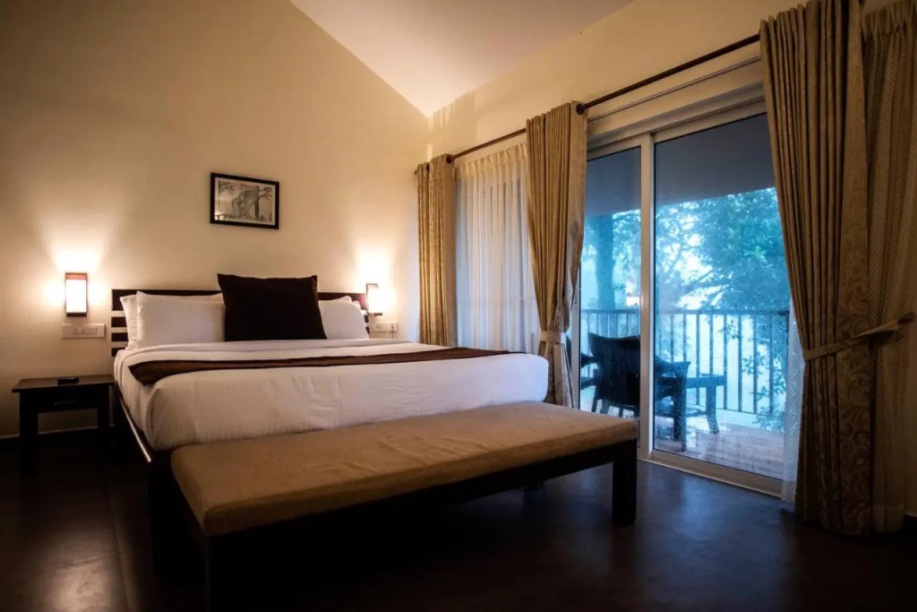 carousel image 3