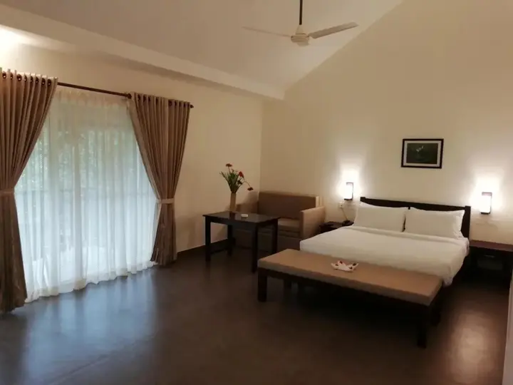 Велламундра: Abad Brookside Wayanad