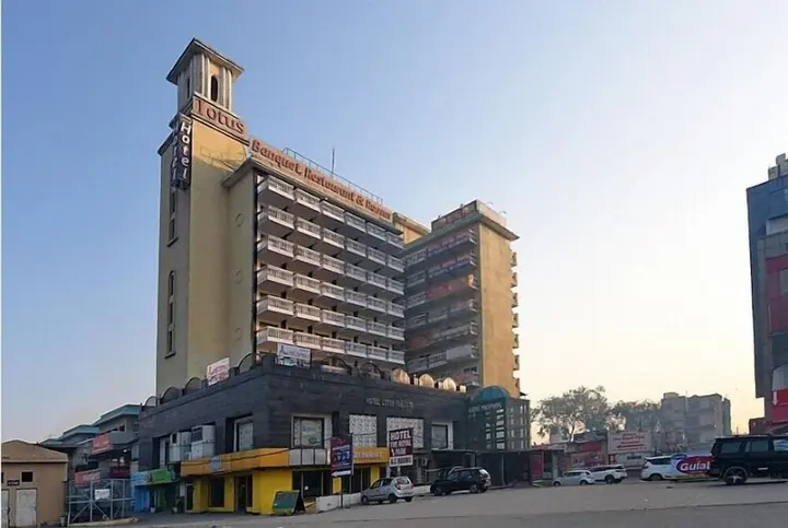 Алипур: Hotel Lotus Paradise