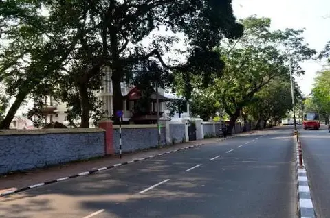Тируванантапурам: Avenue Kowdiar
